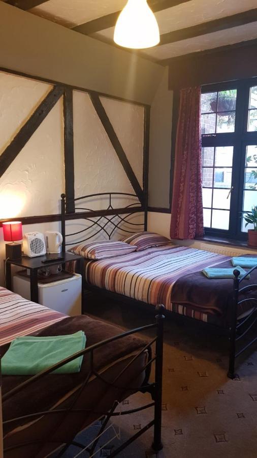 Hour Glass Hotel London Bagian luar foto